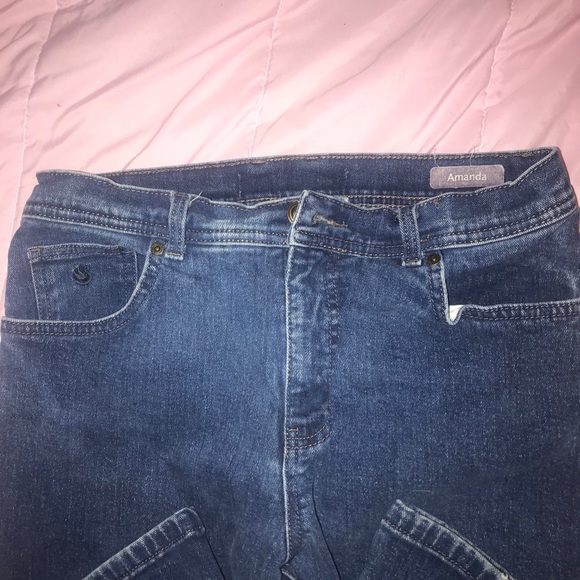 Gloria Vanderbilt jeans - Picture 4 of 4